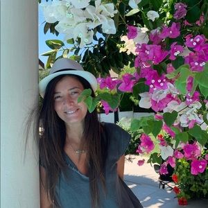 Meet your Posher, Ferhan